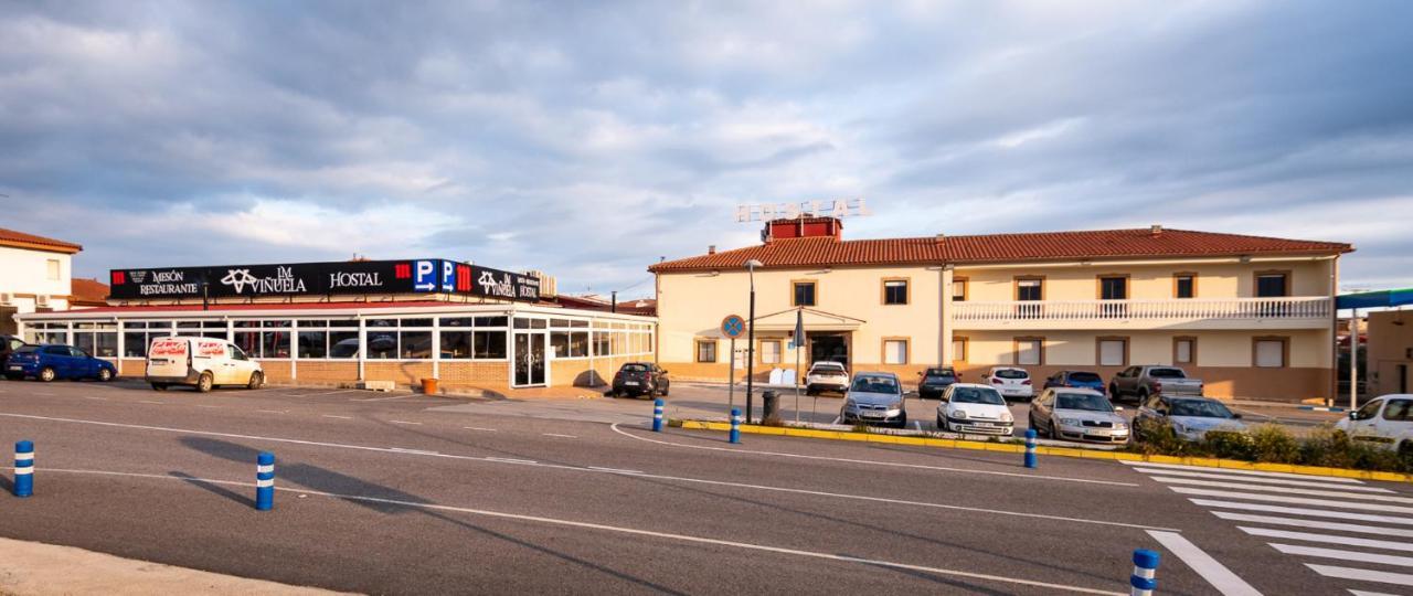 Hostal Vinuela San Pedro de Merida Esterno foto