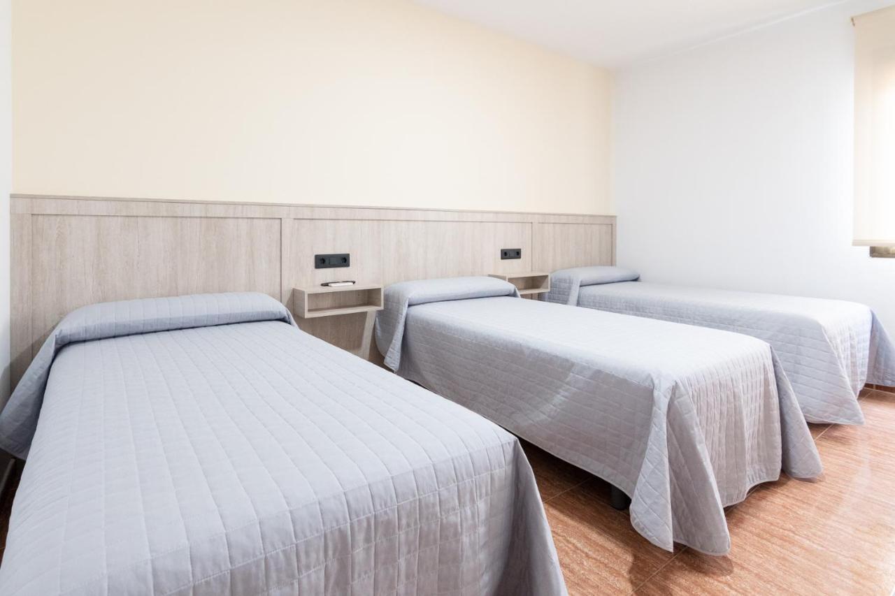 Hostal Vinuela San Pedro de Merida Esterno foto